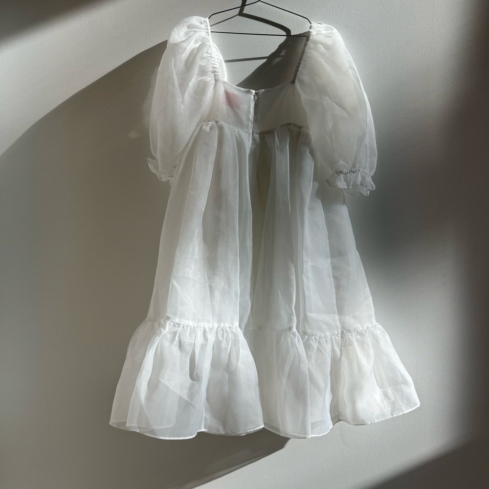 Selkie White Puff Sleeve Dress - Picture 4 of 6